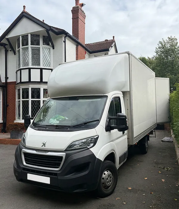 Green4Logistics removal van