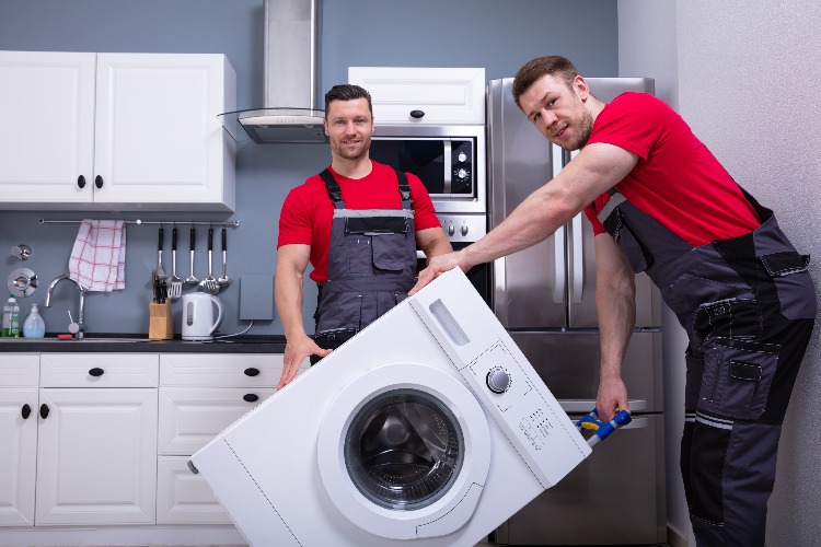FAQ - Removal Men with Washing Machine